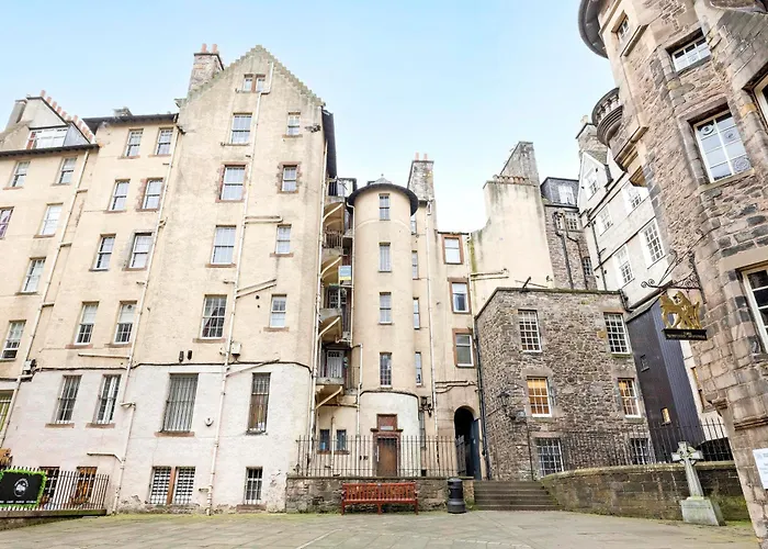 Joivy Classy Near Castle Apartment