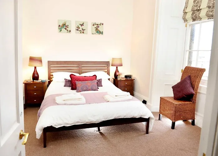 Elegant New Town Georgian Centre Flat Edinburgh