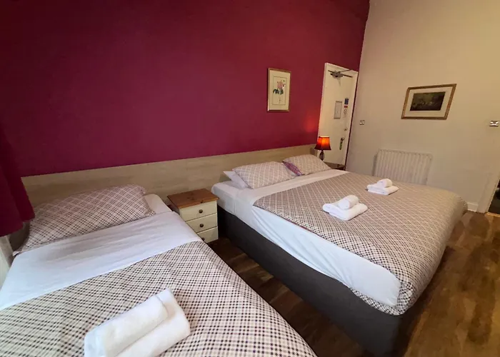 Regent House - Centre 3*