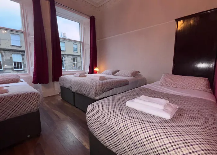 Regent House - Centre Edinburg