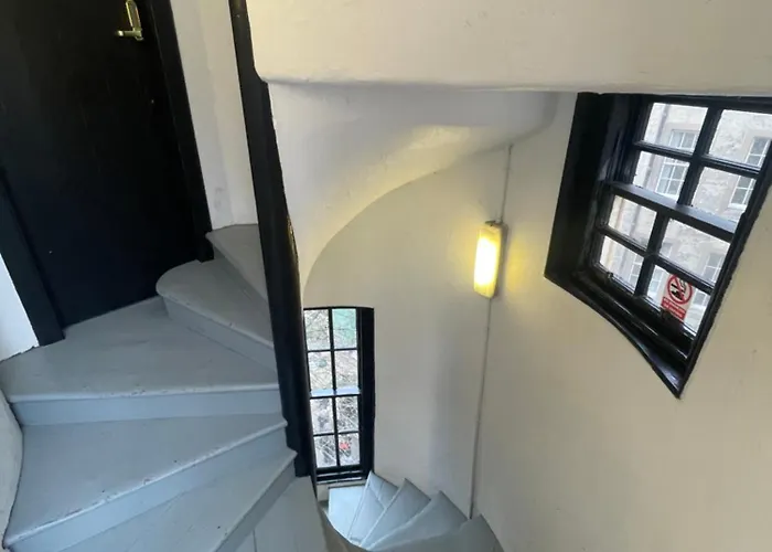 Royal Mile Balconies By The Castle 爱丁堡