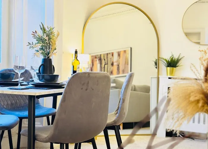 Deluxe Centre אדינבורו