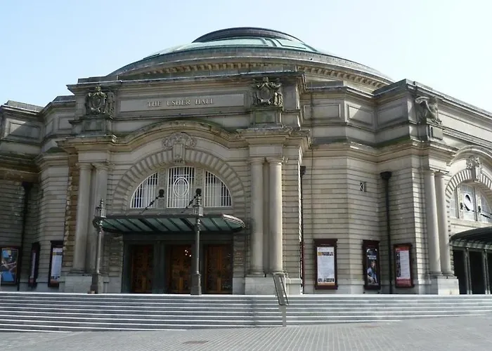 דירה 1 Bedrooms Flat In Haymarket, Heart Of Flat Sleeps 4