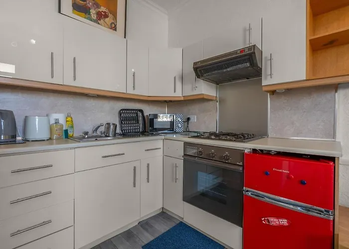 Parking - Centre - Great Area - 2 Guests Apartment