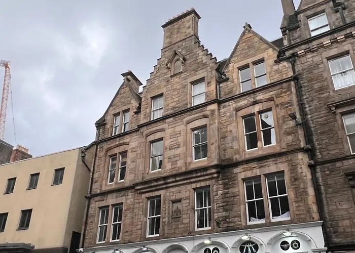 John Knox's On Edinburgh's Royal Mile Апартаменты