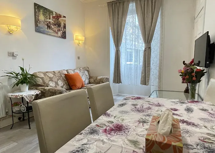 Апартаменты Lothian Center Эдинбург