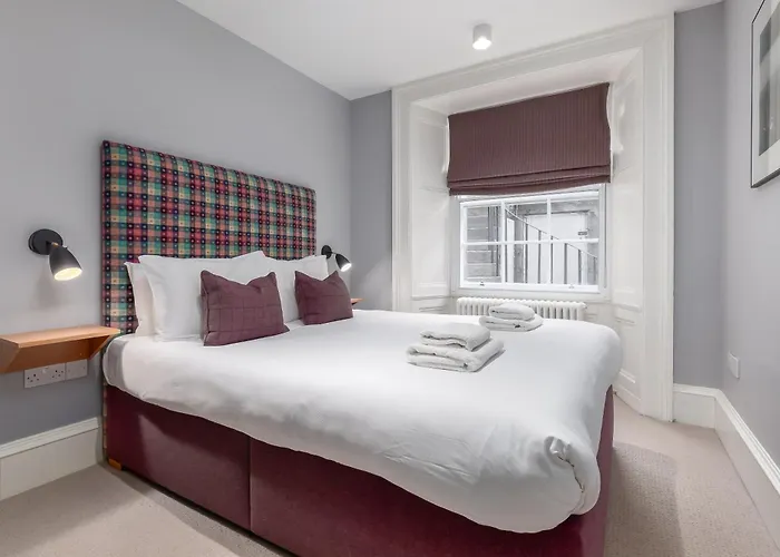 Destiny Scotland - Distillers House Apartment *