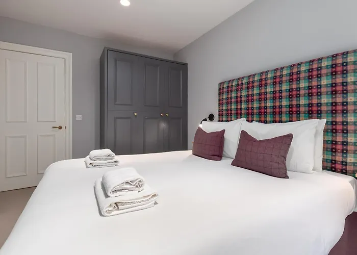 Destiny Scotland - Distillers House Apartment *