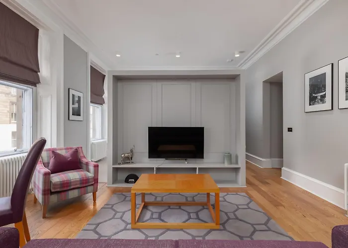 Apartment Destiny Scotland - Distillers House Edinburgh