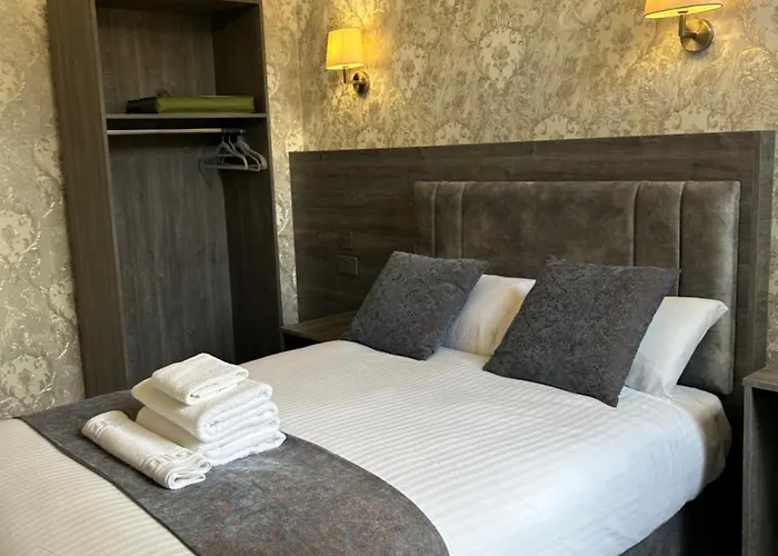 Alexander Πανσιόν 4*