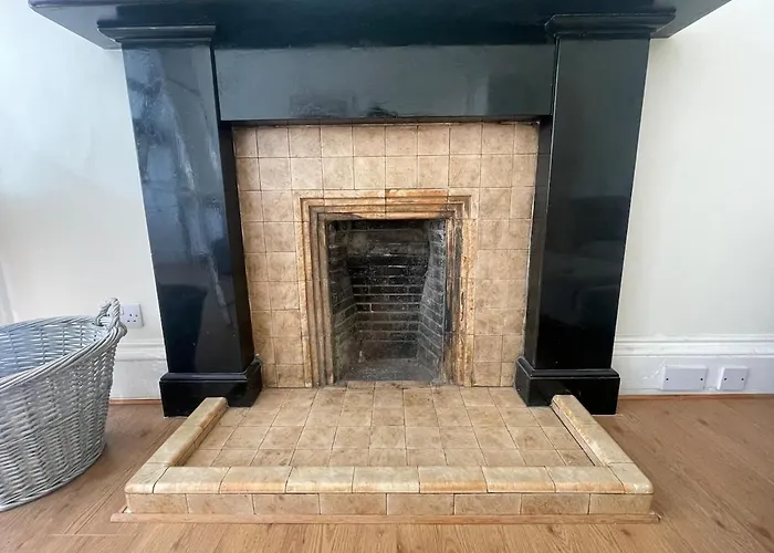 Apartment Large Flat In Chic Bruntsfield *