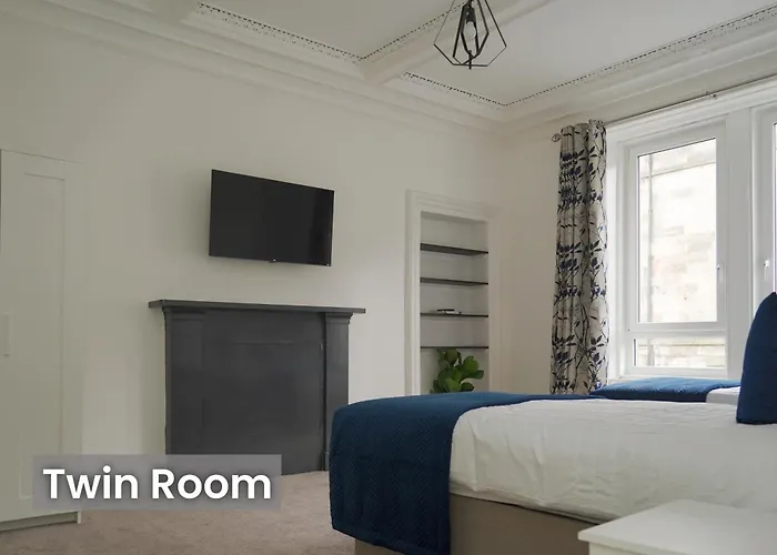 Modern In Haymarket, Centre