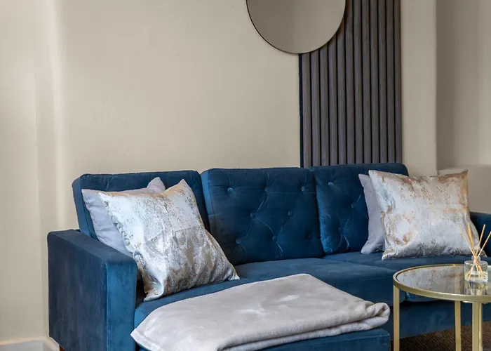 شقة 2 Bedroom In With 2 Free Parking Spaces إدنبرة