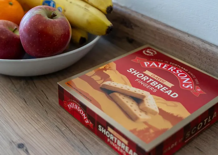 1 Double In Shared In With Free Parking דירה