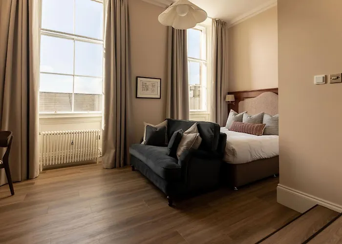 Moment George Iv Bridge Hotel