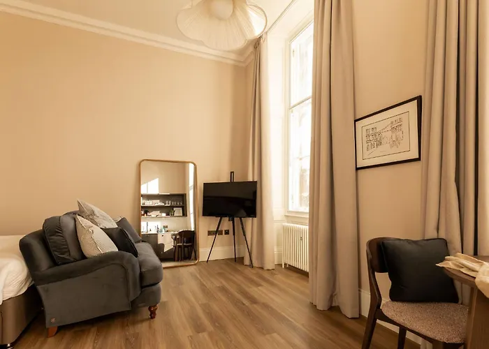 Moment George Iv Bridge Hotel Edinburgh