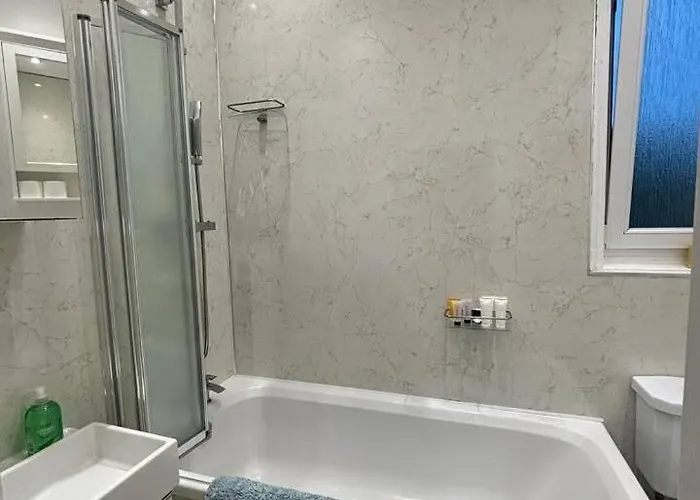 Lägenhet Bright Floor 2br In Morningside, Easy Centre Links, Close To And Royal Hospital Edinburg