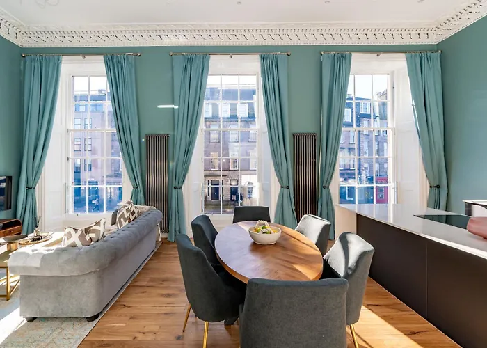 Dragon Luxury At 8 Albyn Place Edynburg