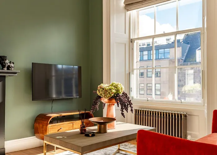 Lejlighed Dragon Luxury At 8 Albyn Place Edinburgh