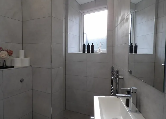 Apartment Convenience, Calm Comfort-- A Stylish One-bedroom Retreat Just 3 Stops From The Heart Of The *