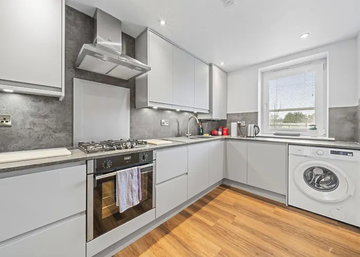 Slateford 2 Bedroom - *