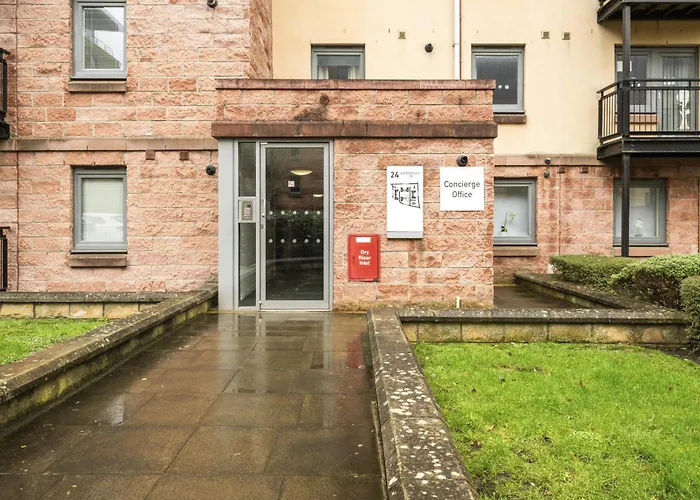 Slateford 2 Bedroom - *