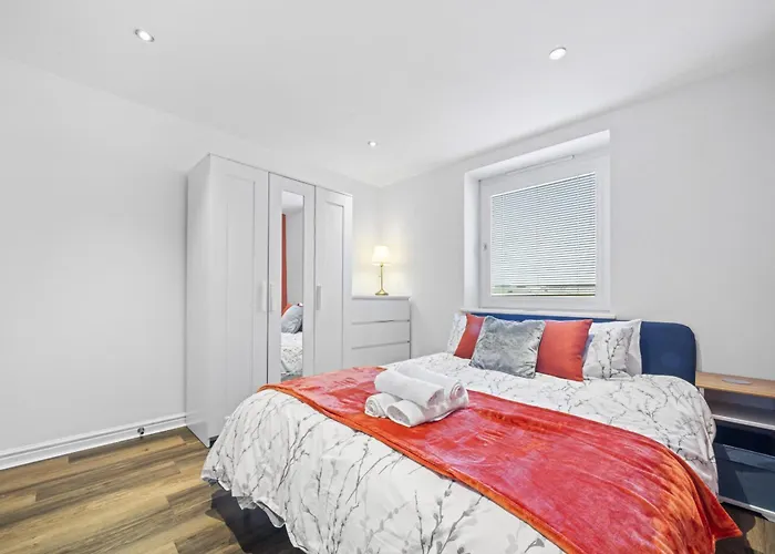 Slateford 2 Bedroom - Apartment *