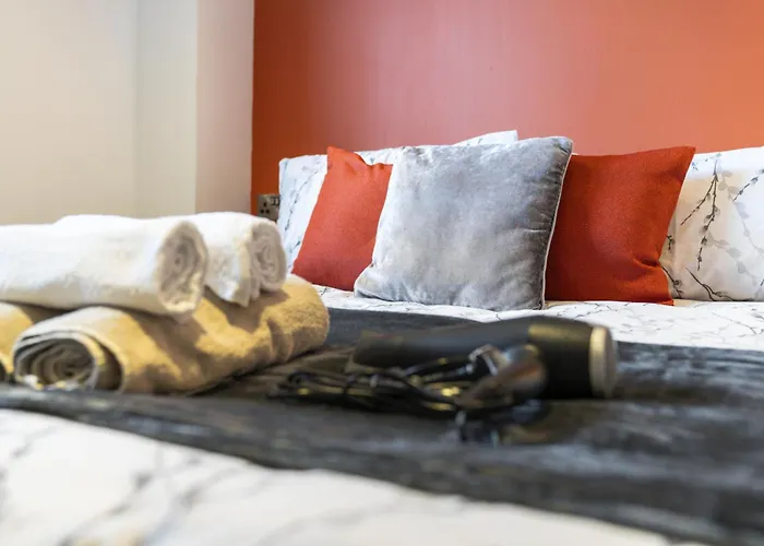 דירה Slateford 2 Bedroom - אדינבורו