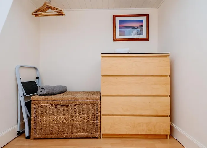 Apartment Delightful Ground Floor Newington Flat