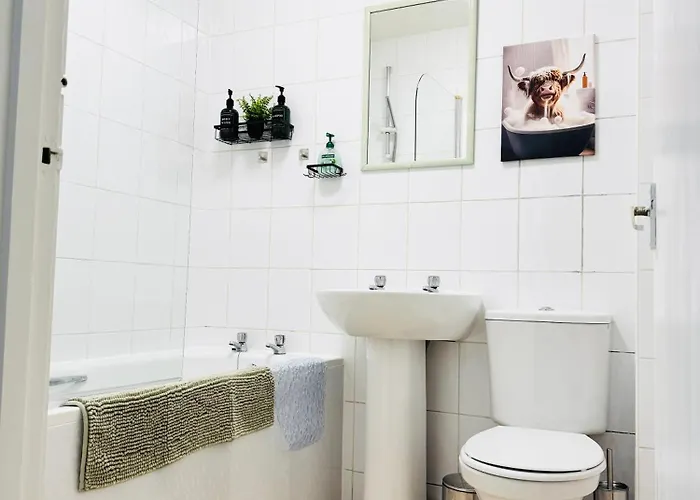 Cozy Flat Near Castle And With Free Private Parking *