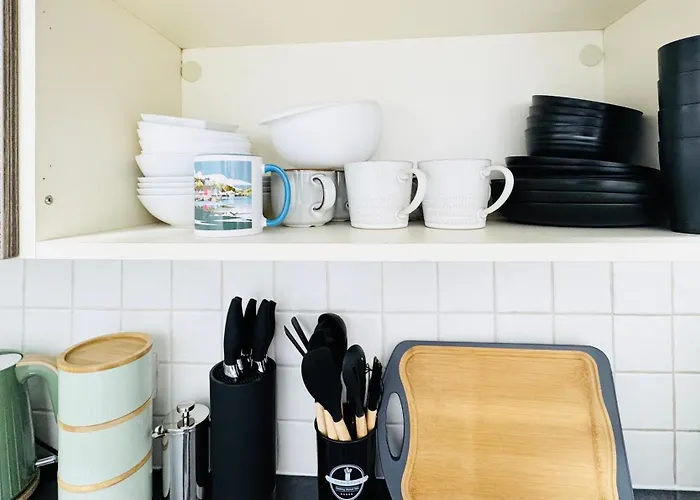 Immaculate Central Flat Near Edinburgh Castle With Free Private Parking Edinburgh