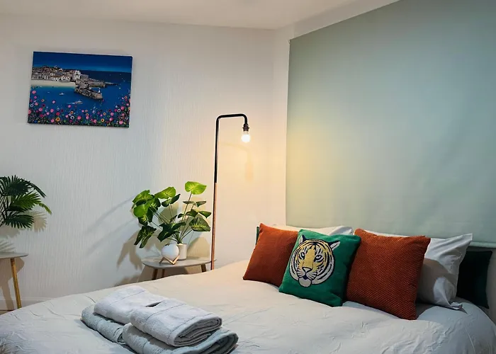 Immaculate Central Flat Near Edinburgh Castle With Free Private Parking * Edinburgh