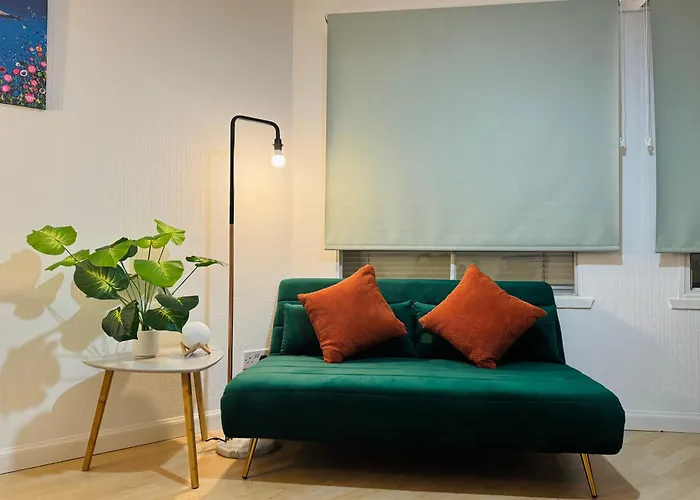 Immaculate Central Flat Near Edinburgh Castle With Free Private Parking Apartment Edinburgh