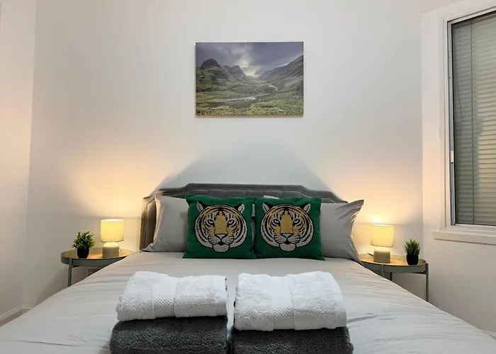 Apartment Immaculate Central Flat Near Edinburgh Castle With Free Private Parking Edinburgh