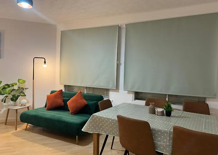 Apartment Immaculate Central Flat Near Edinburgh Castle With Free Private Parking *