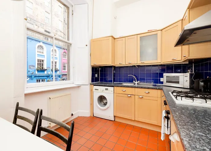 Daire Joivy Charming Flat Near St Giles *
