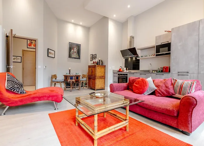 아파트 Unique Two Bed In *