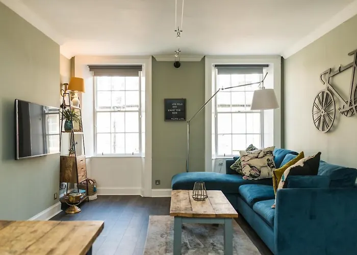 The Cobbled Rider * 爱丁堡