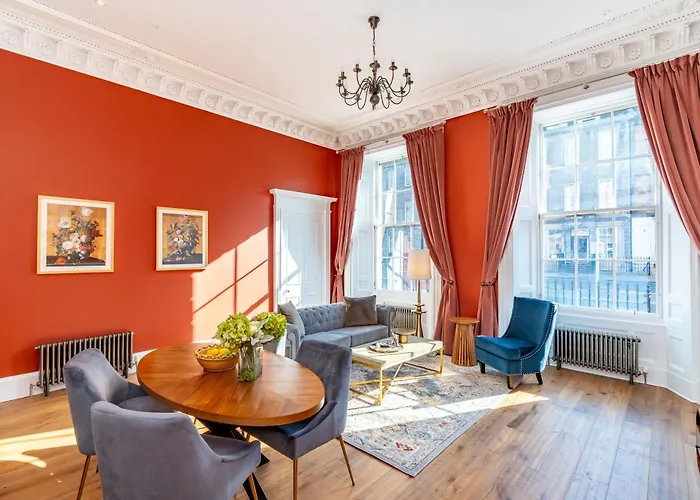 Апартаменты Dragon Luxury At 9 Albyn Place Эдинбург
