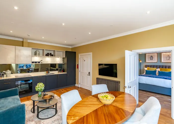 Apartament Dragon Luxury At 8 Albyn Place *