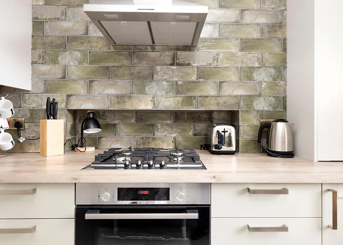 Joivy Beautiful Apartment, Private Garden, Calton Hill Edinburgh