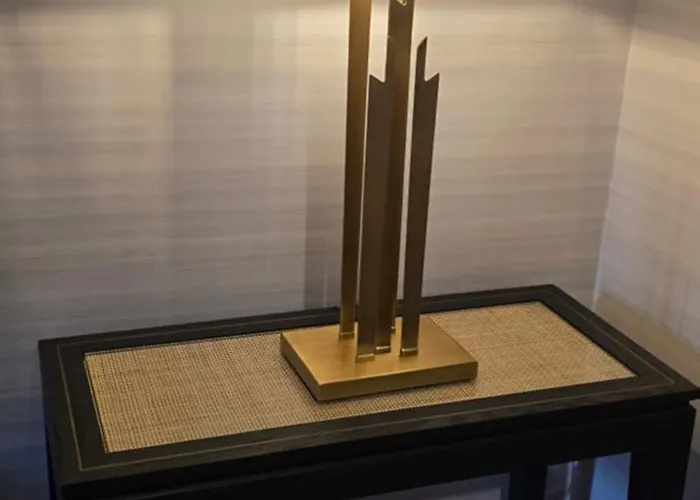 2 Bedroom Sofa Bed In Livingroom Castle View 1st Floor Sleeps 6 * Edinburgh
