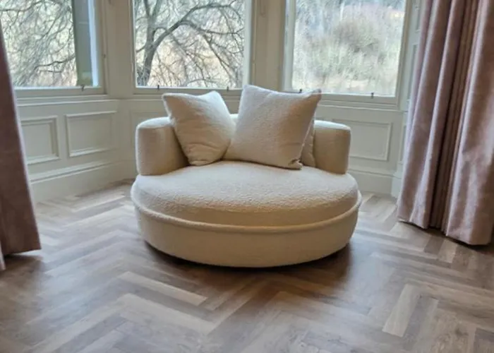 2 Bedroom Sofa Bed In Livingroom Castle View 1st Floor Sleeps 6
