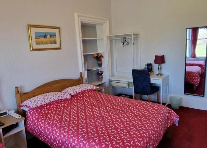 Mackenzie 3* Edinburgh