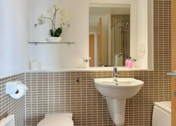 Διαμέρισμα Modern Two Bedroom *