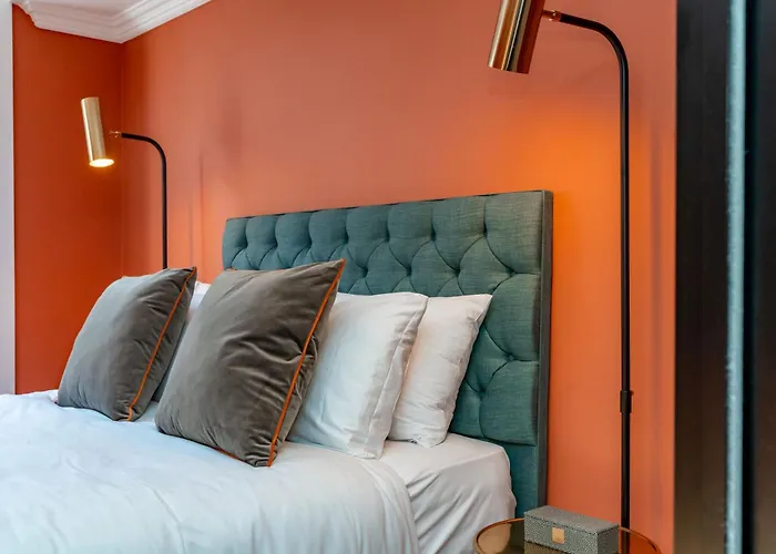 Dragon Luxury At 9 Albyn Place