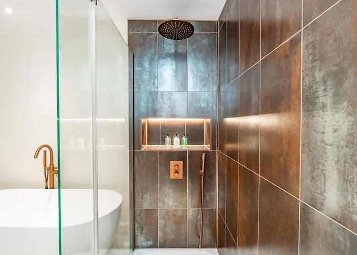 Апартаменты Dragon Luxury At 9 Albyn Place Эдинбург