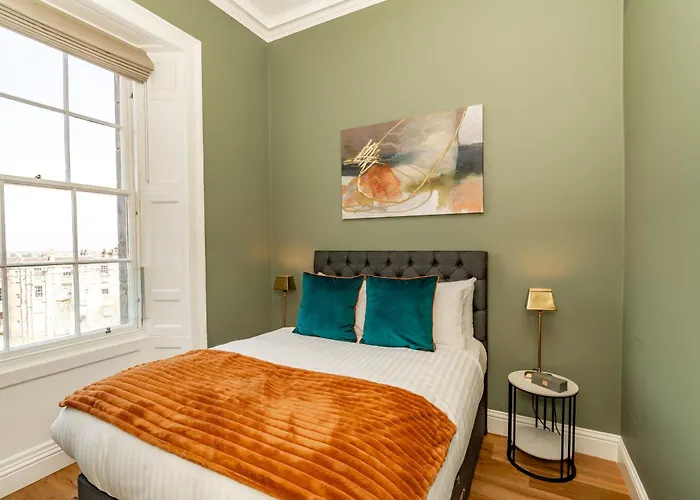 Dragon Luxury At 9 Albyn Place Эдинбург
