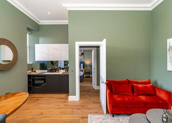 Апартаменты Dragon Luxury At 9 Albyn Place