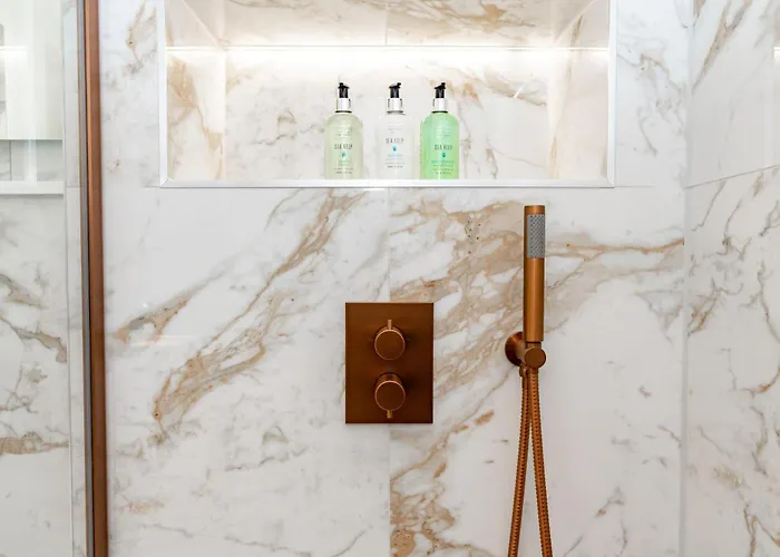 Dragon Luxury At 9 Albyn Place Апартаменты *